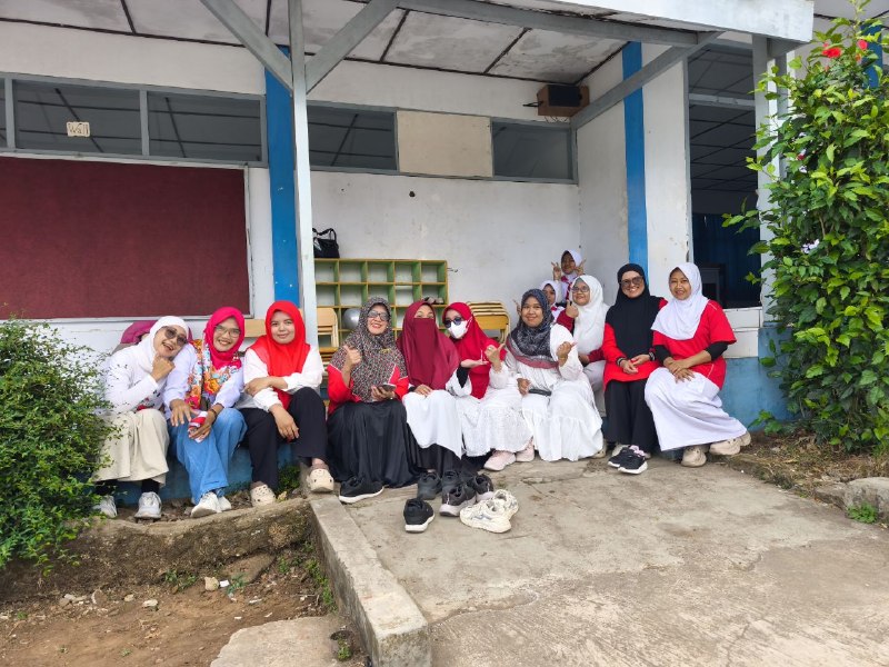 Semarak HUT ke-81 RI, SMPIT Al-Istiqomah Gelar Perlombaan Kolaboratif Bersama Orang Tua